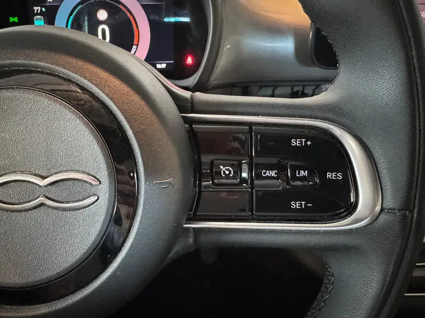 Fiat 500e Cabrio Elettrica 118 CV – Usato Garantito 2022 - Image 21