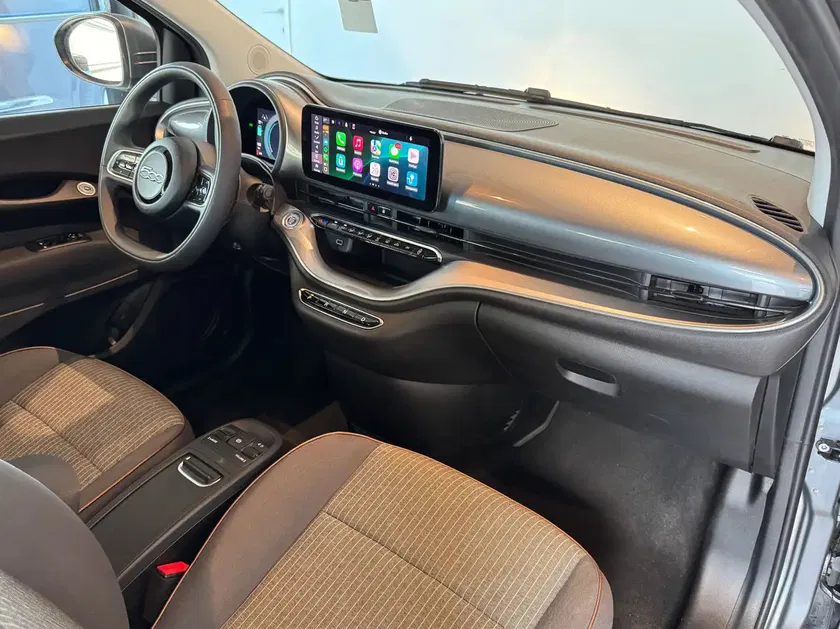 Fiat 500e Cabrio Elettrica 118 CV – Usato Garantito 2022 - Image 30